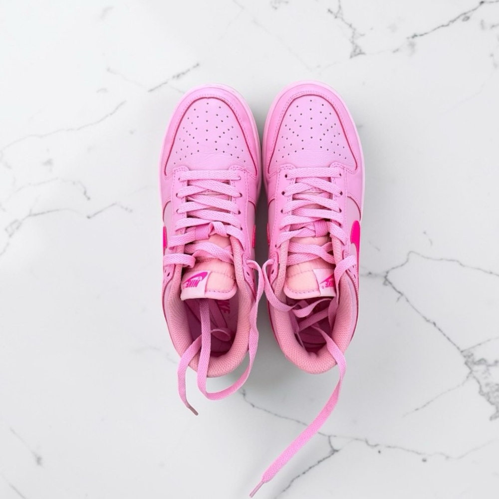 Women’s Nike Shoes - Picture 6 of 13